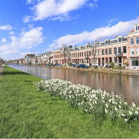 Bright Waterview * Amsterdam
